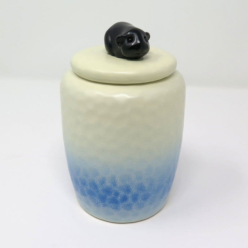 Meerschweinchenurne aus Keramik mit Meerschweinchen Figur aus Stein in Schwarz