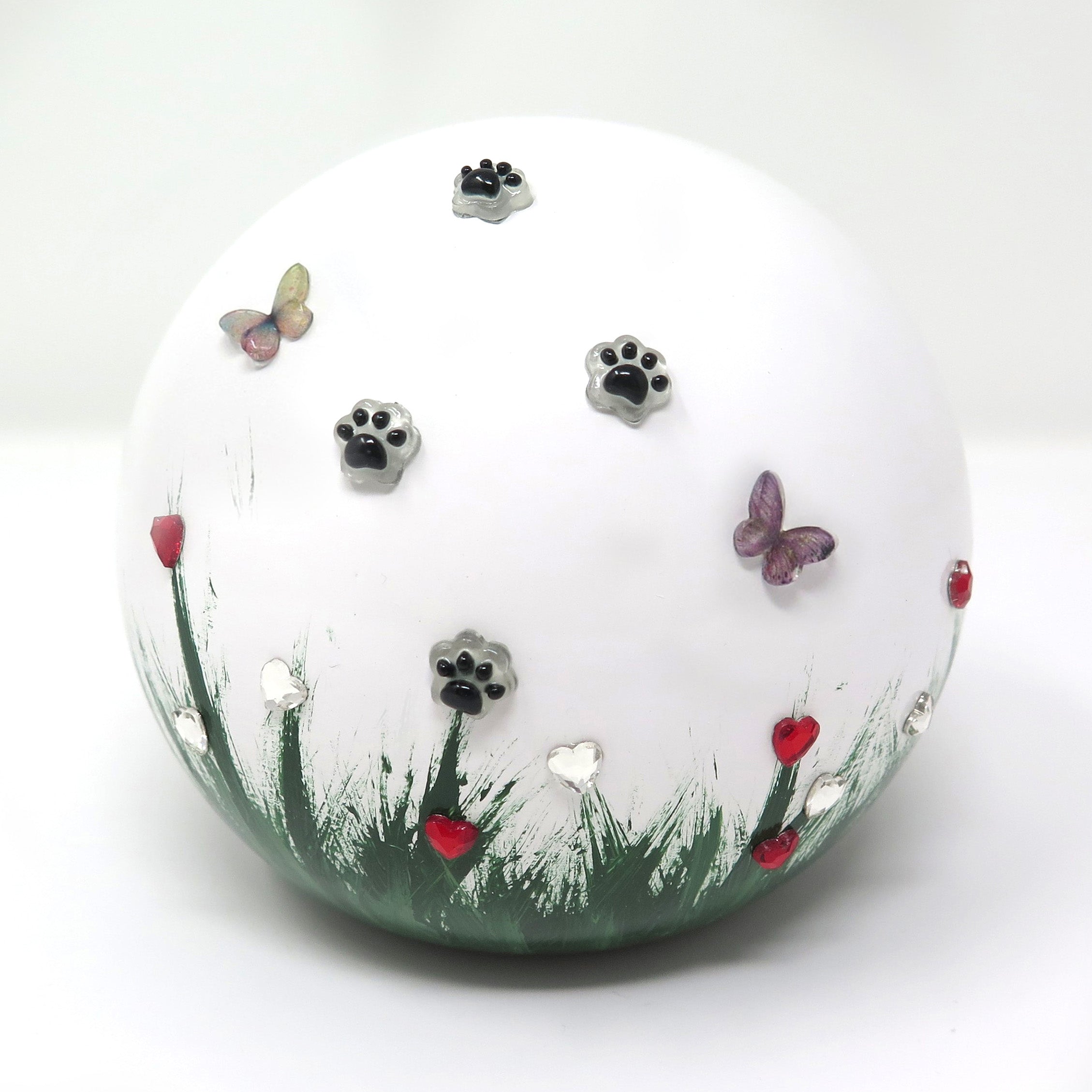 Tierurne Paradieswiese Herzchen Silber-Rot