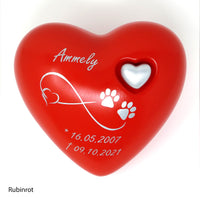 Tierurne in Herzform Rubinrot mit Endlose Liebe Symbol