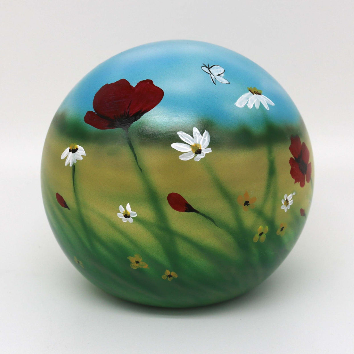 Tierurne in Kugelform mit Blumenmotiv