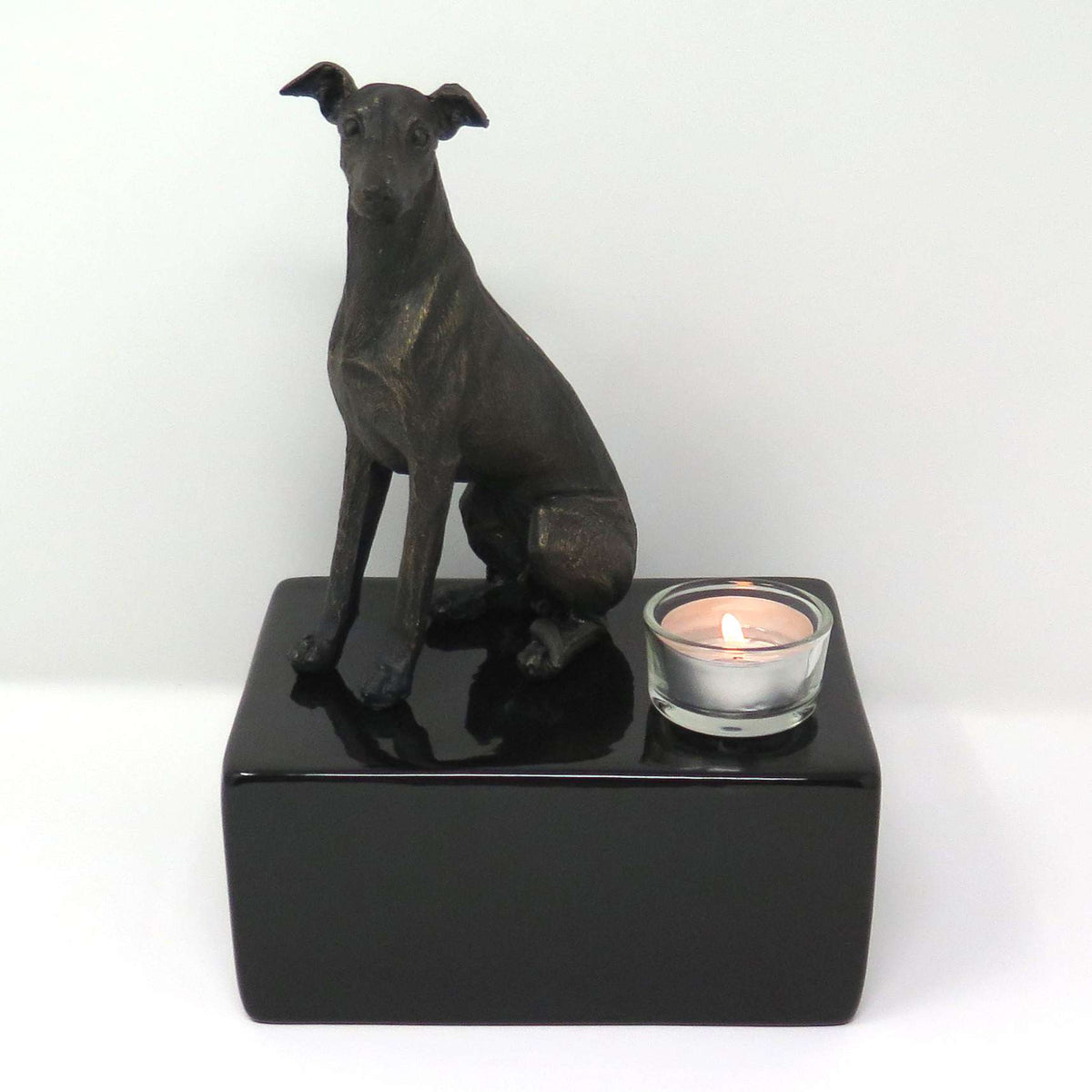 Whippet Urne